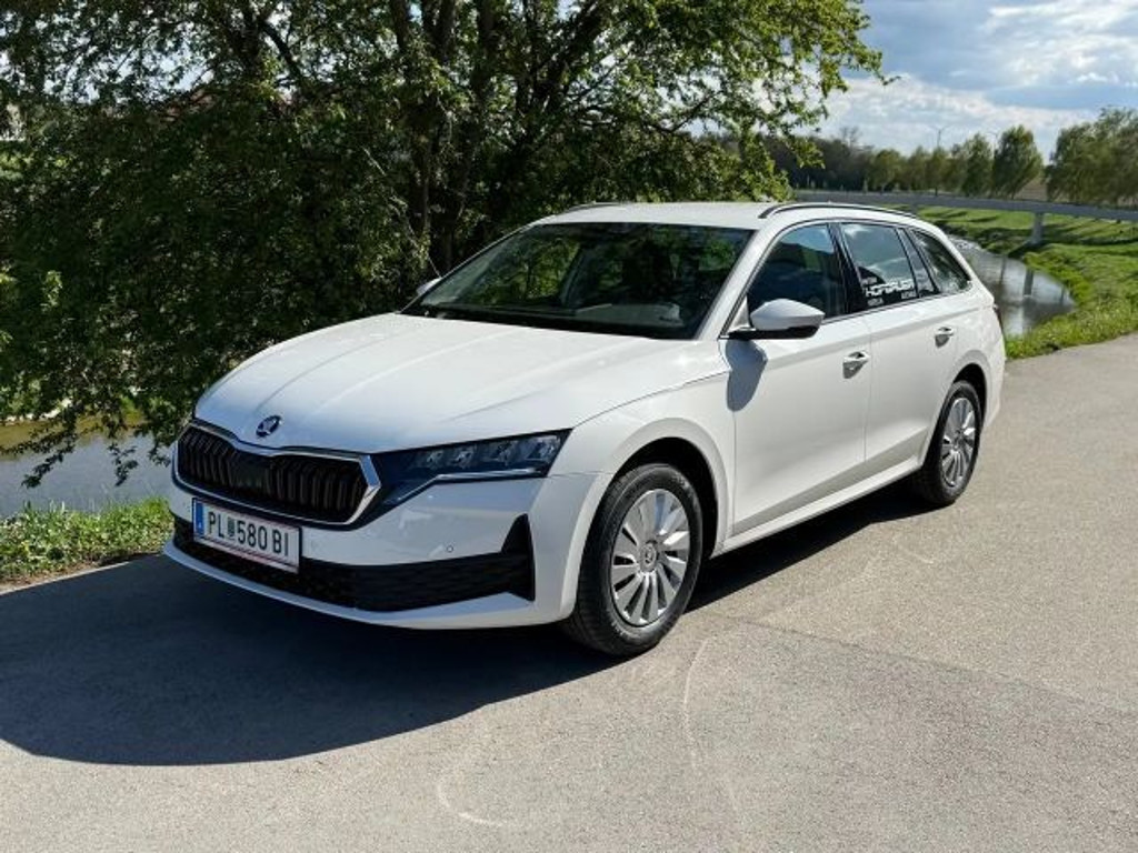 Skoda Octavia Essence TSI