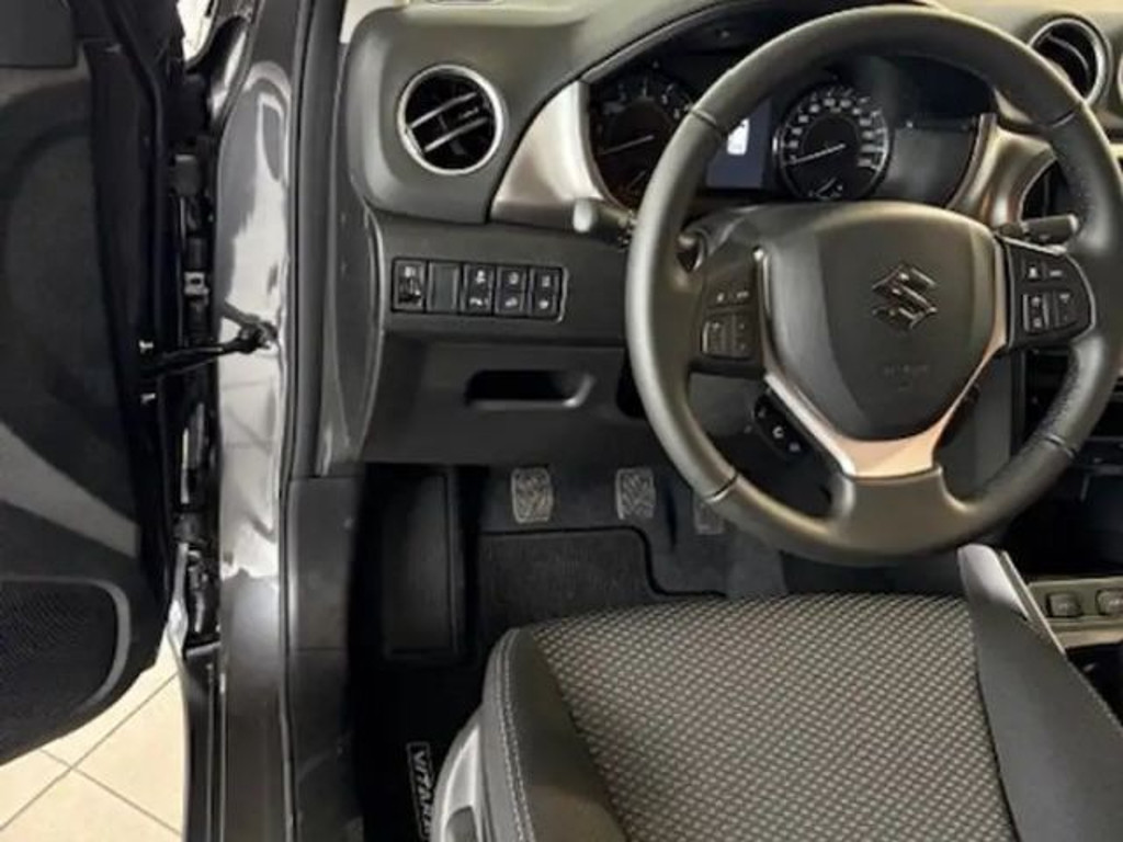 Suzuki Vitara Shine AllGrip Hybrid