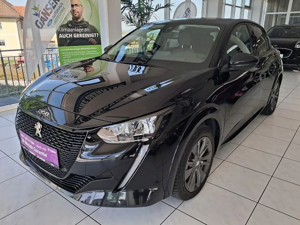 Peugeot e-208