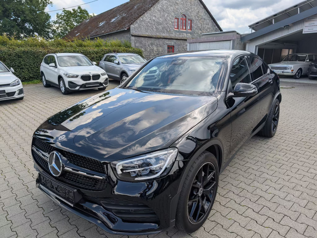 Mercedes-Benz GLC-Klasse GLC 200 4MATIC AMG Line Coupé