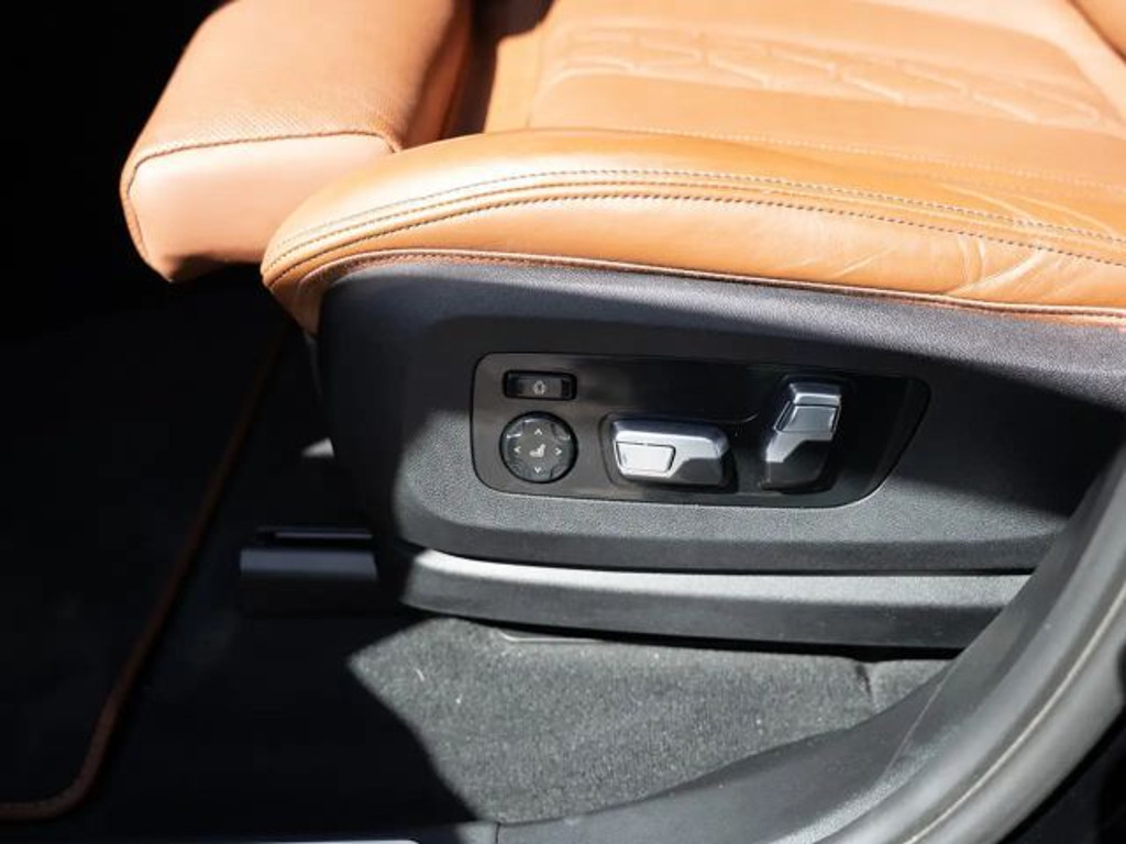 BMW X7 M