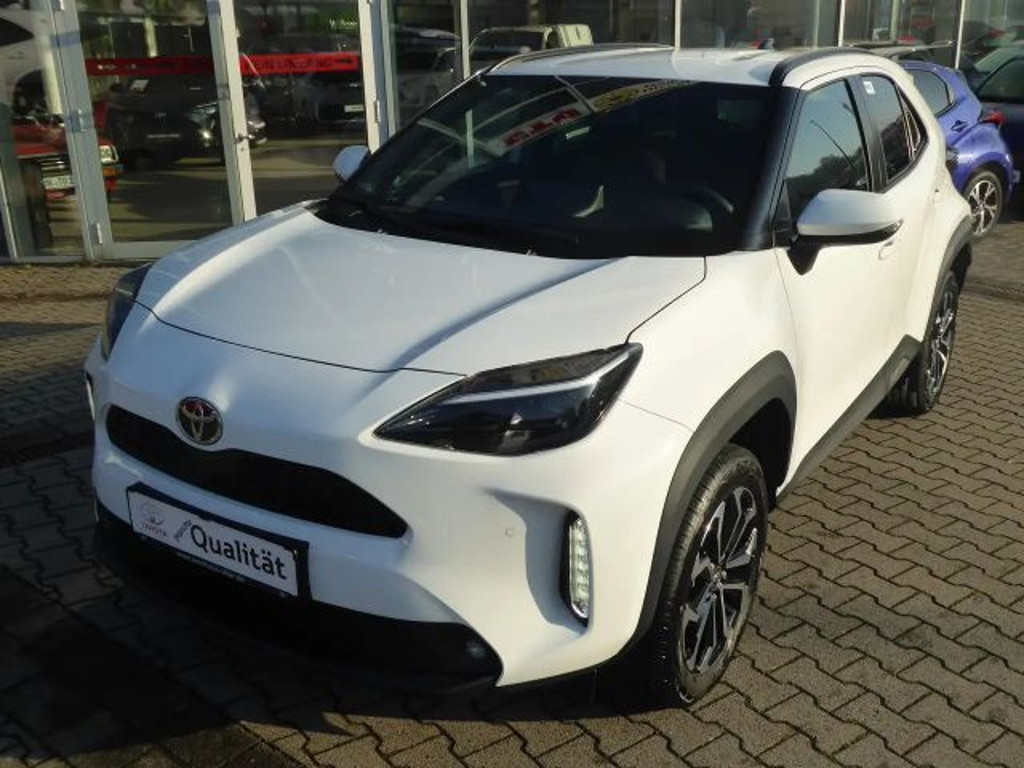 Toyota Yaris Cross 1.5Hybrid Teamplayer + Winter + Safety-Paket