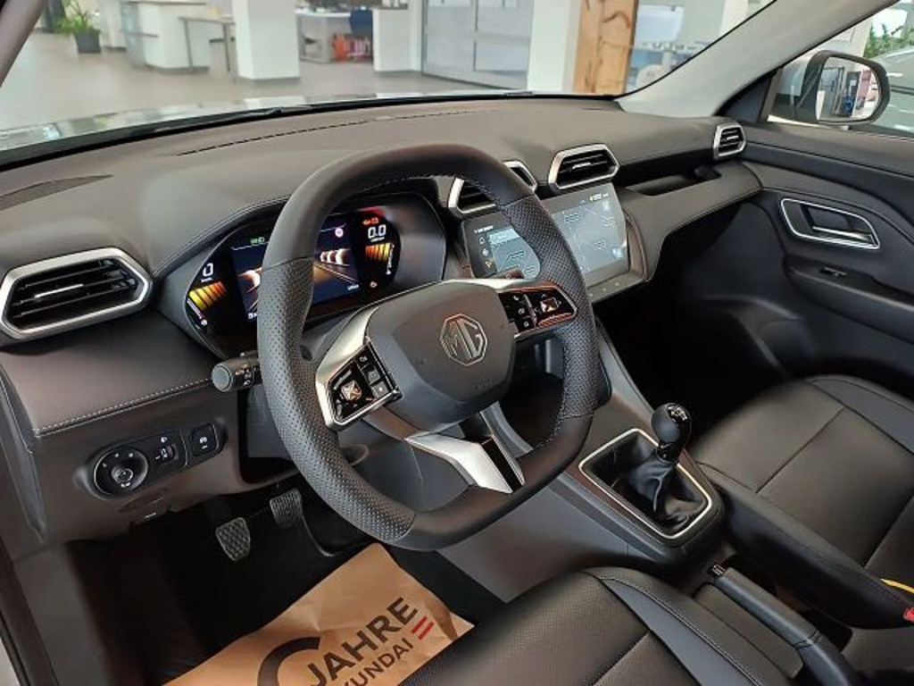 MG ZS