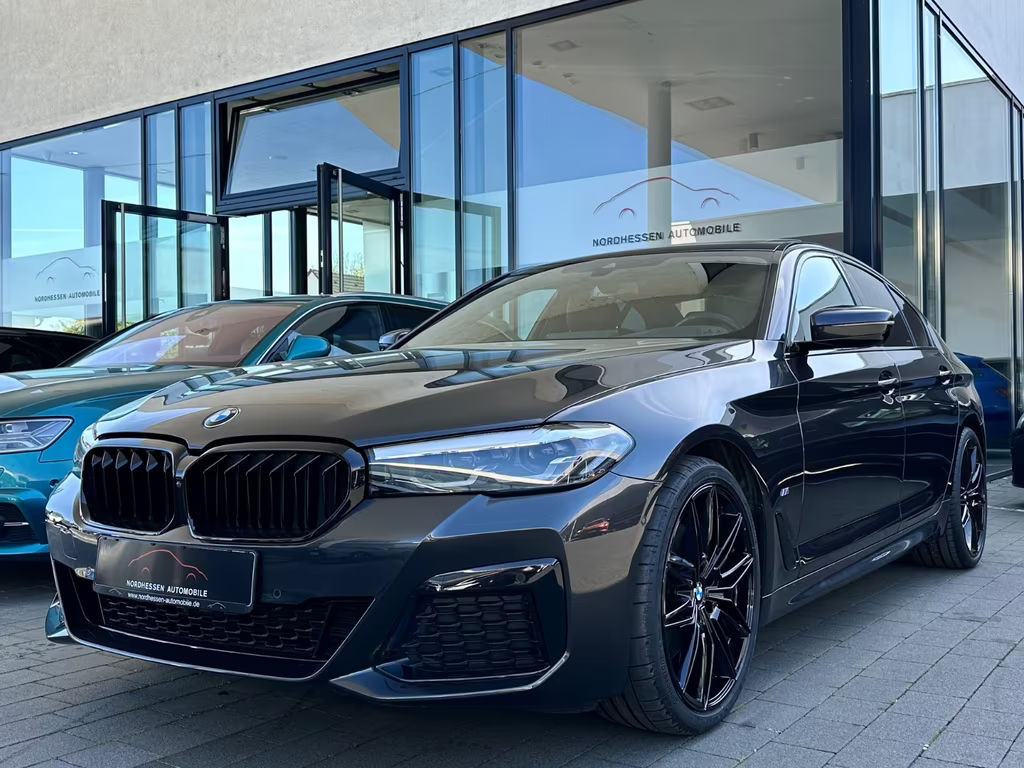 BMW 5 Serie 540 M-Sport xDrive Sedan 540i