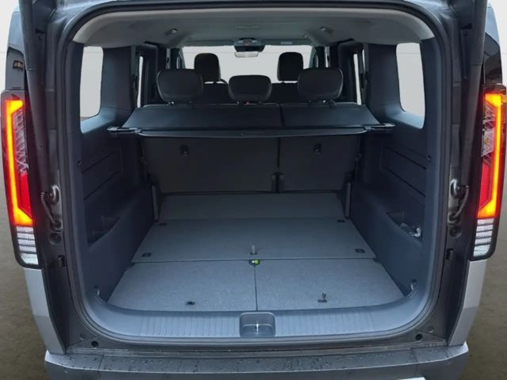 Kia PV5 Passenger