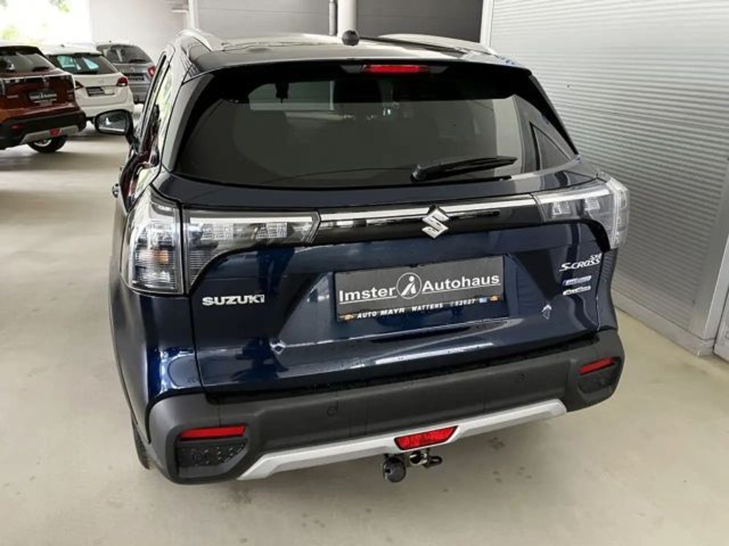 Suzuki S-Cross