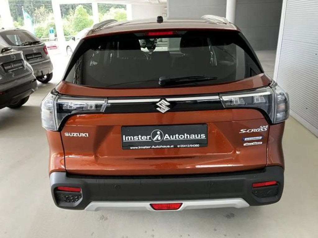 Suzuki S-Cross