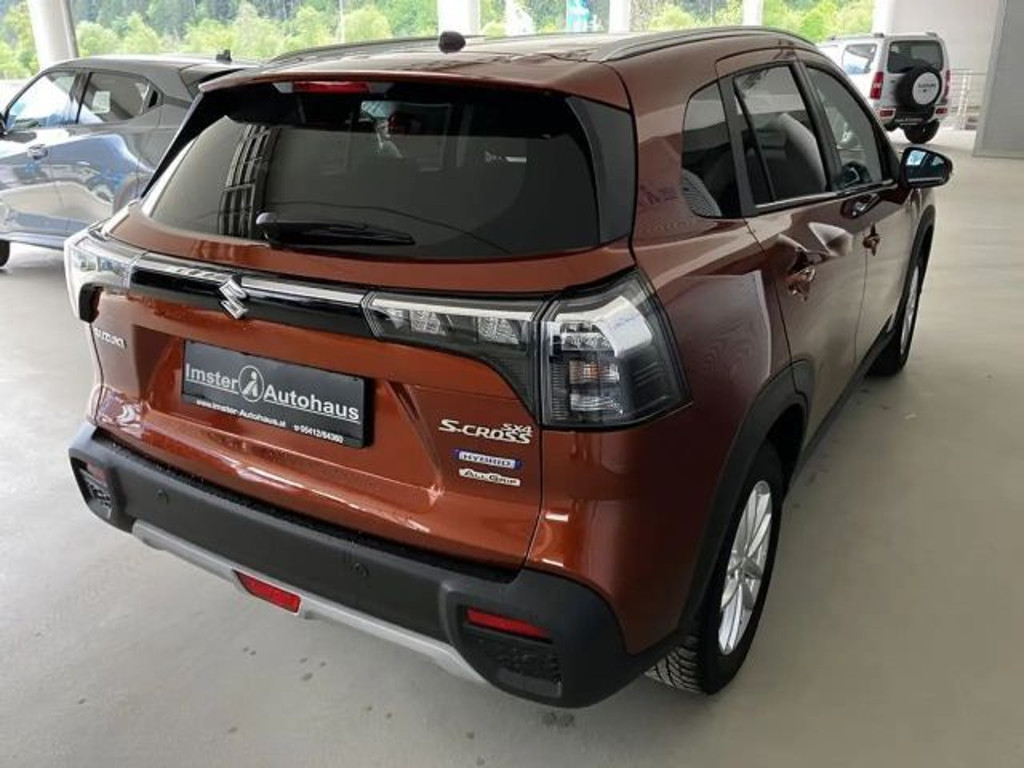 Suzuki S-Cross