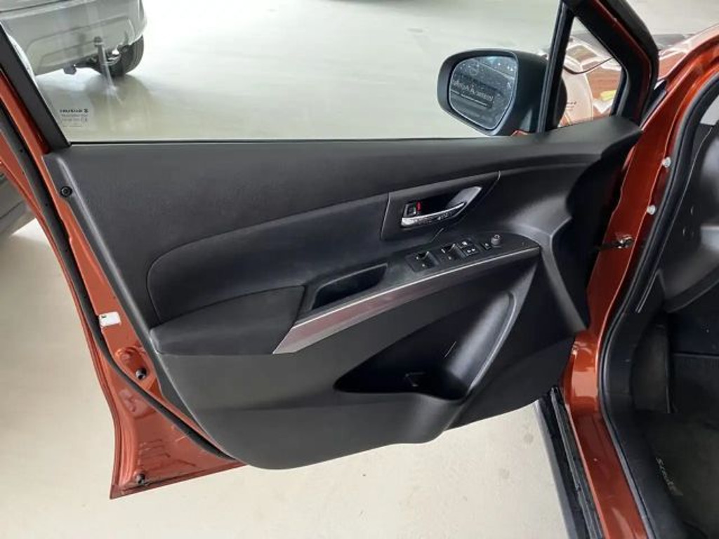 Suzuki S-Cross