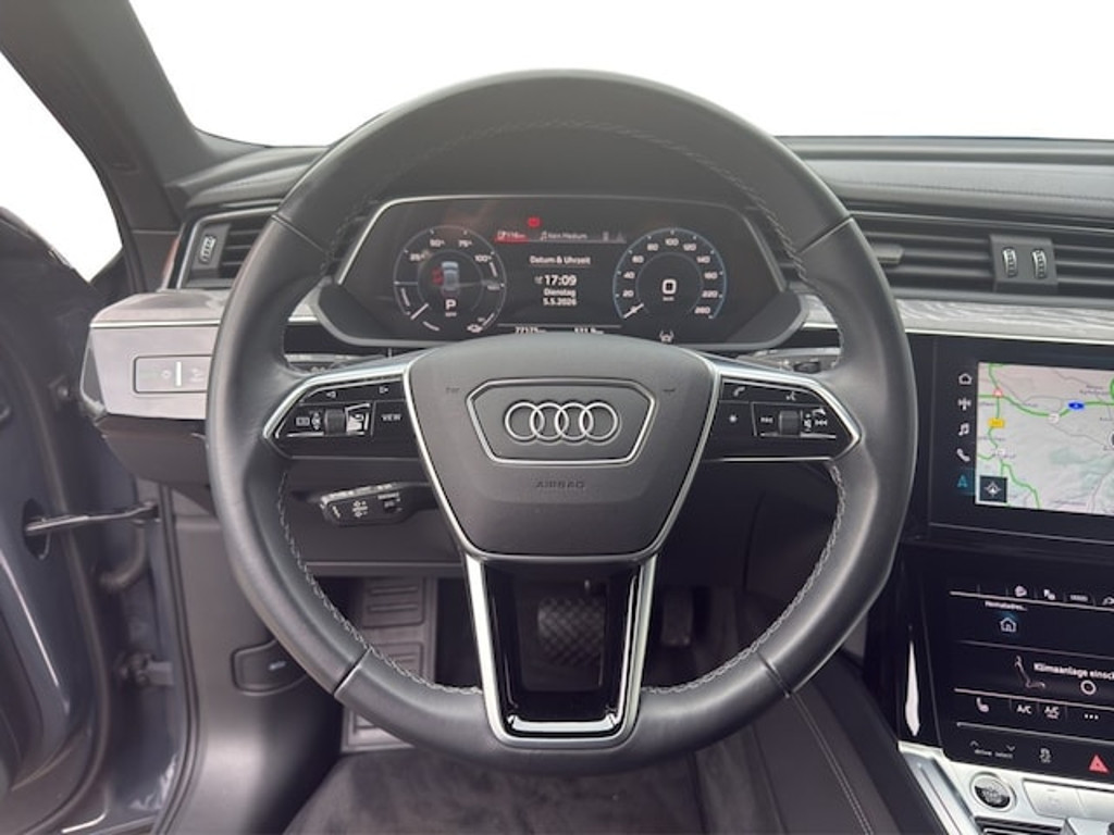 Audi Q8 e-tron