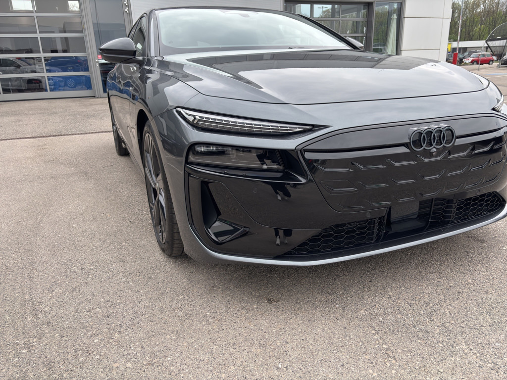 Audi A6 e-tron