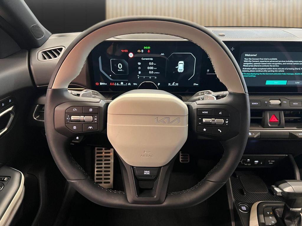 Kia K4