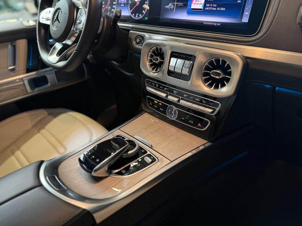 Mercedes-Benz G-Klasse