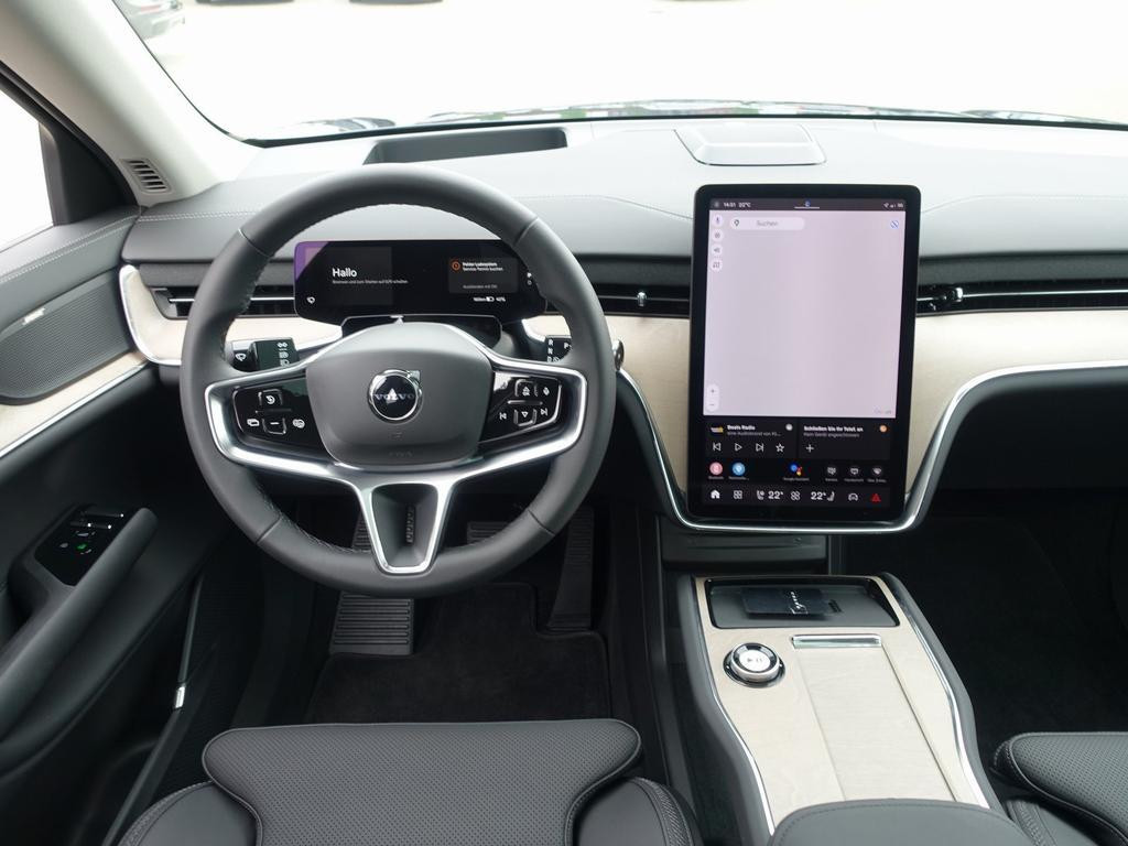 Volvo EX90