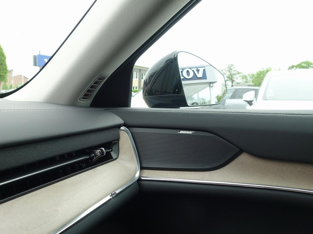 Volvo EX90