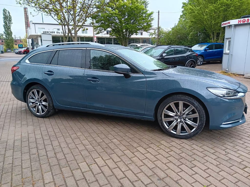 Mazda 6