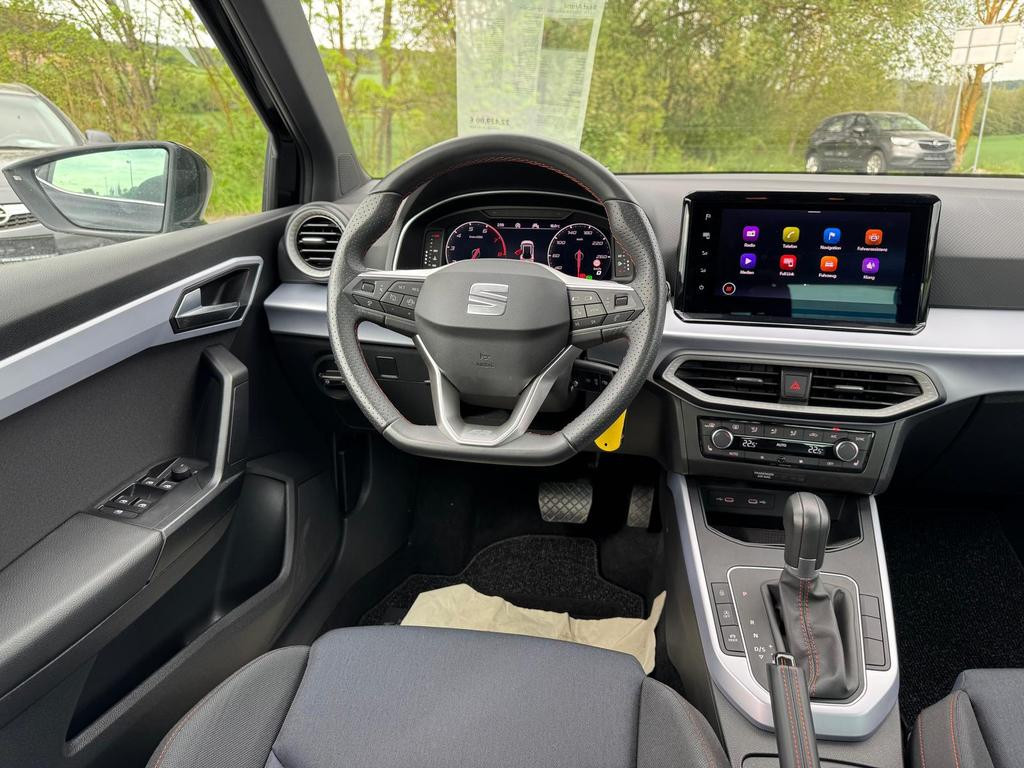 Seat Arona