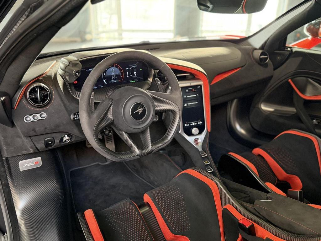 McLaren 750S