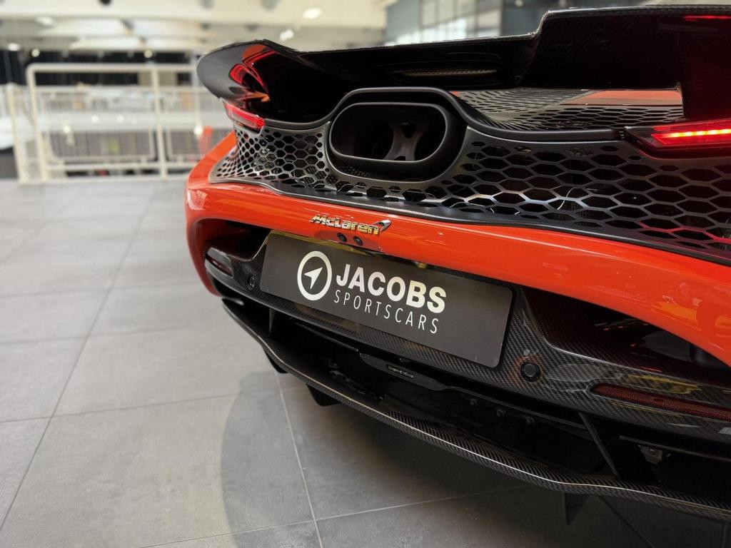 McLaren 750S