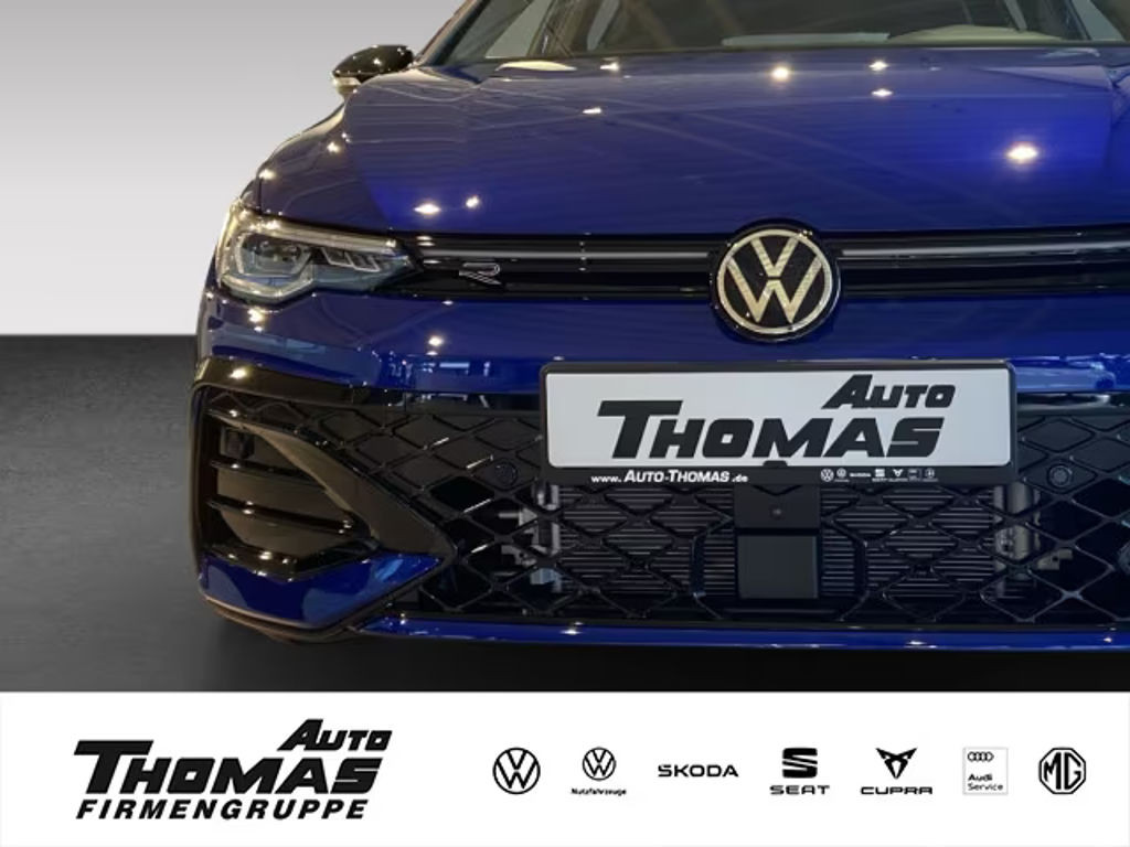 Volkswagen Golf DSG Style Variant R-Line