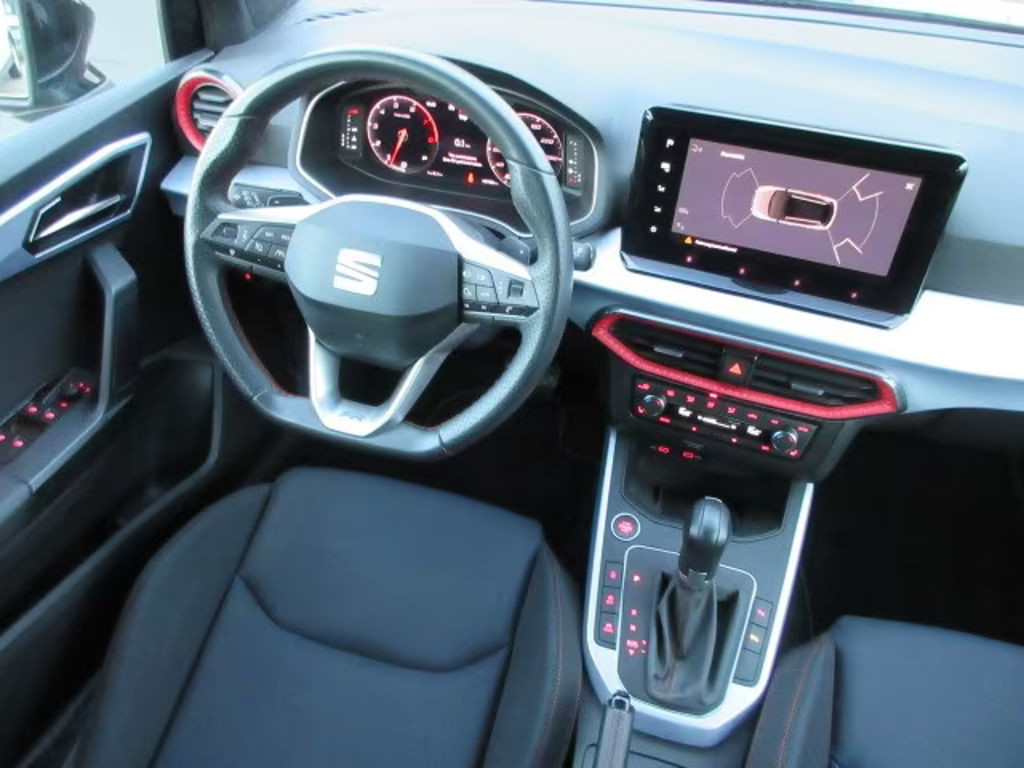 Seat Arona