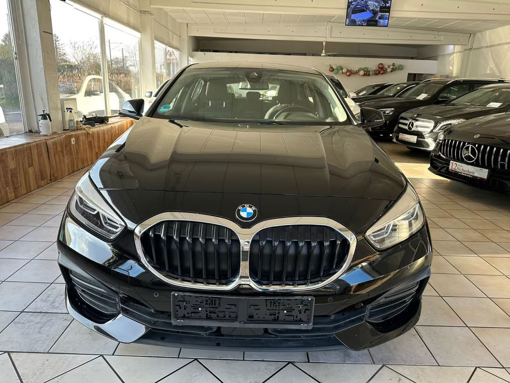 BMW 1 Serie 118 Advantage pakket Sedan 118d