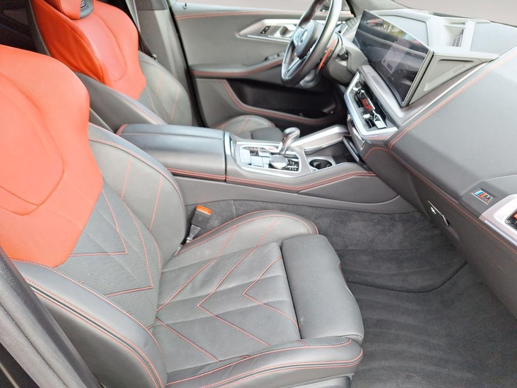BMW XM
