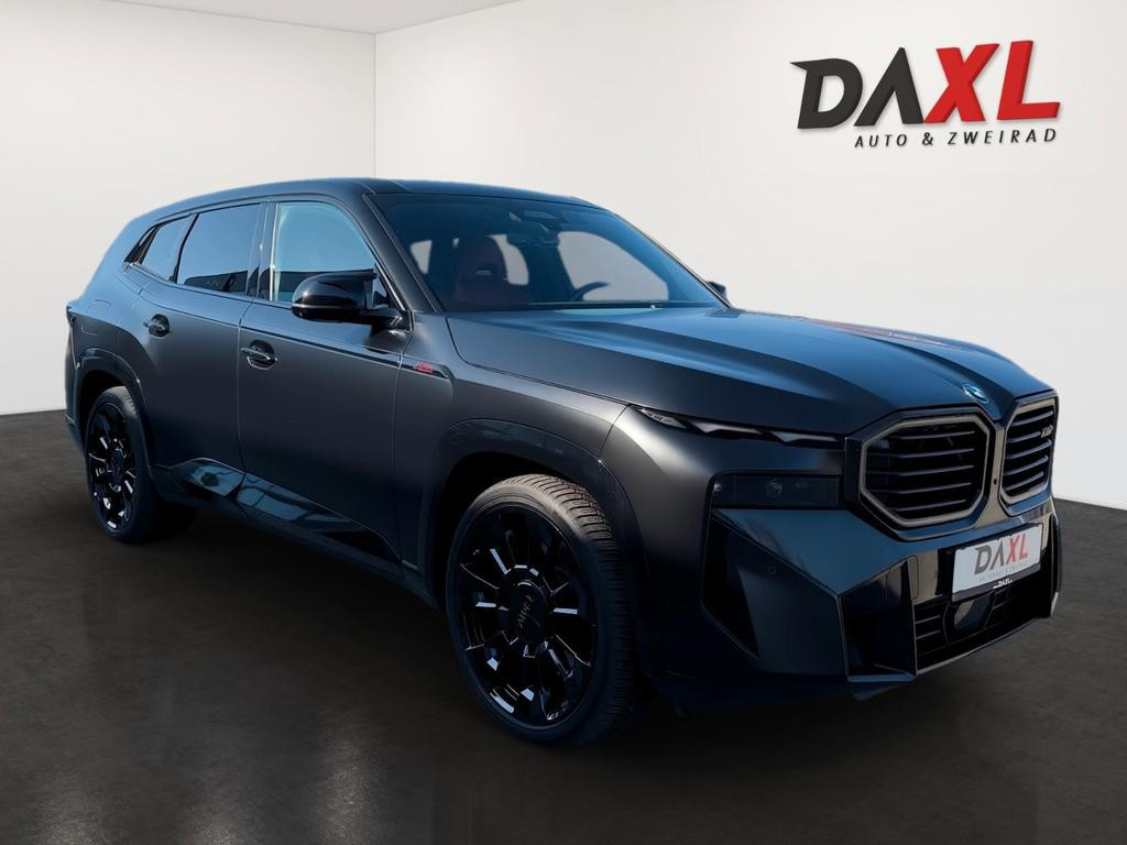 BMW XM
