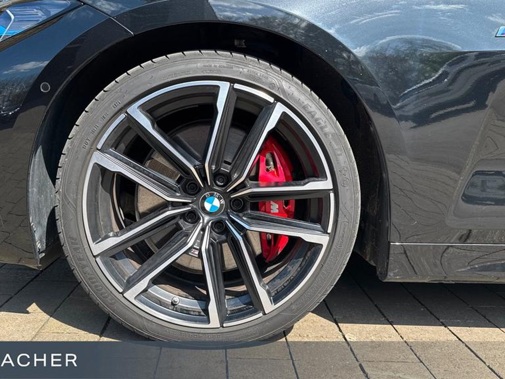 BMW M440