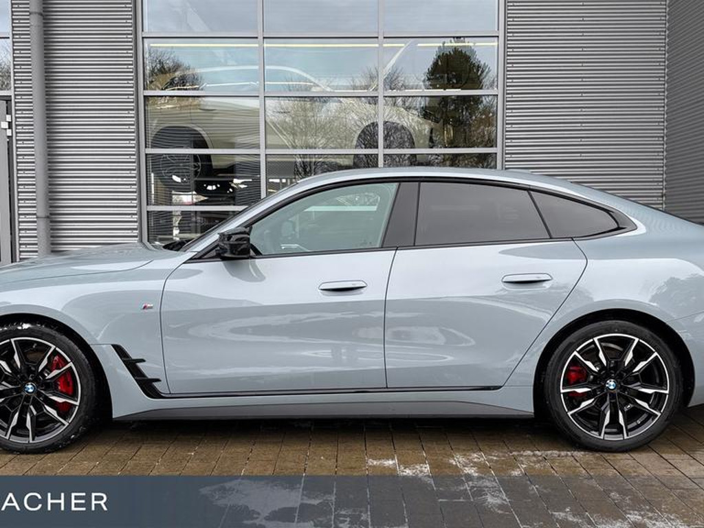 BMW M440