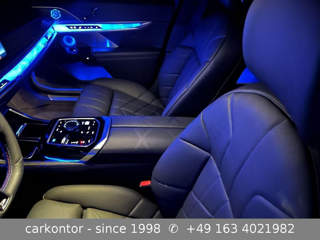 BMW i7