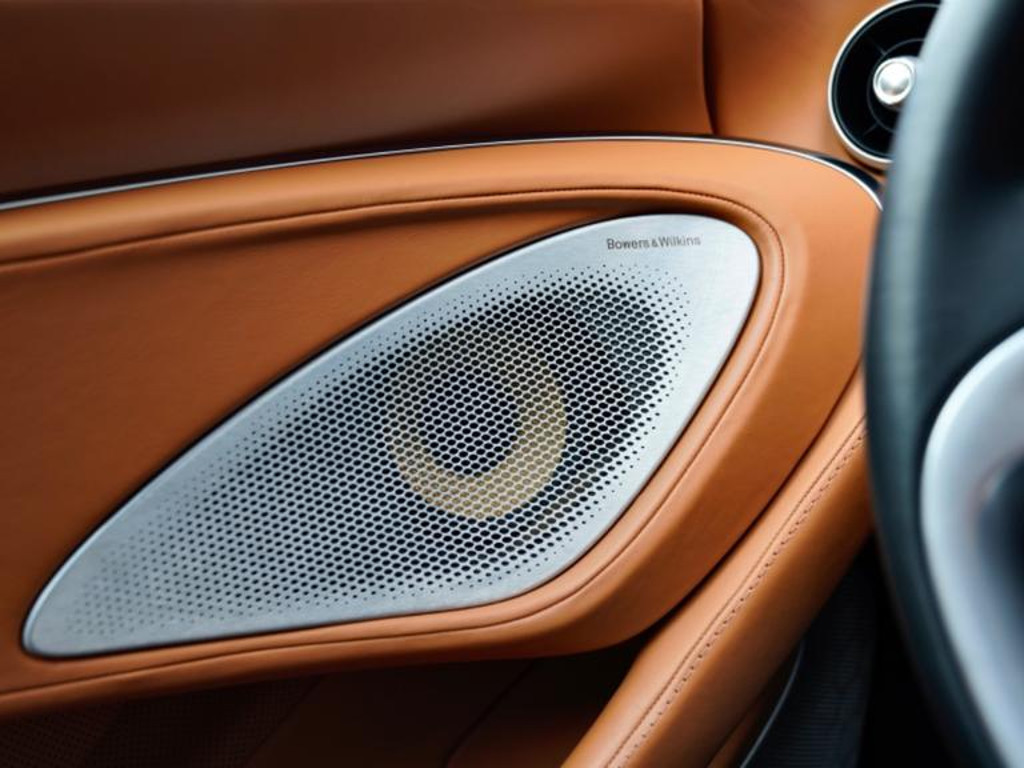 McLaren GT