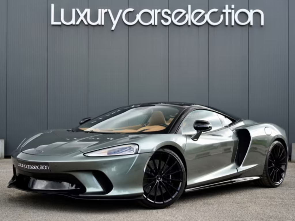 McLaren GT