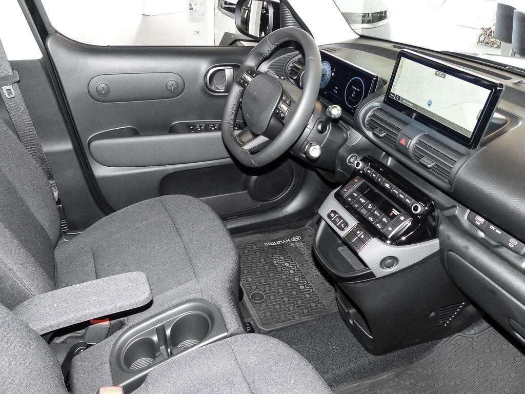 Hyundai INSTER