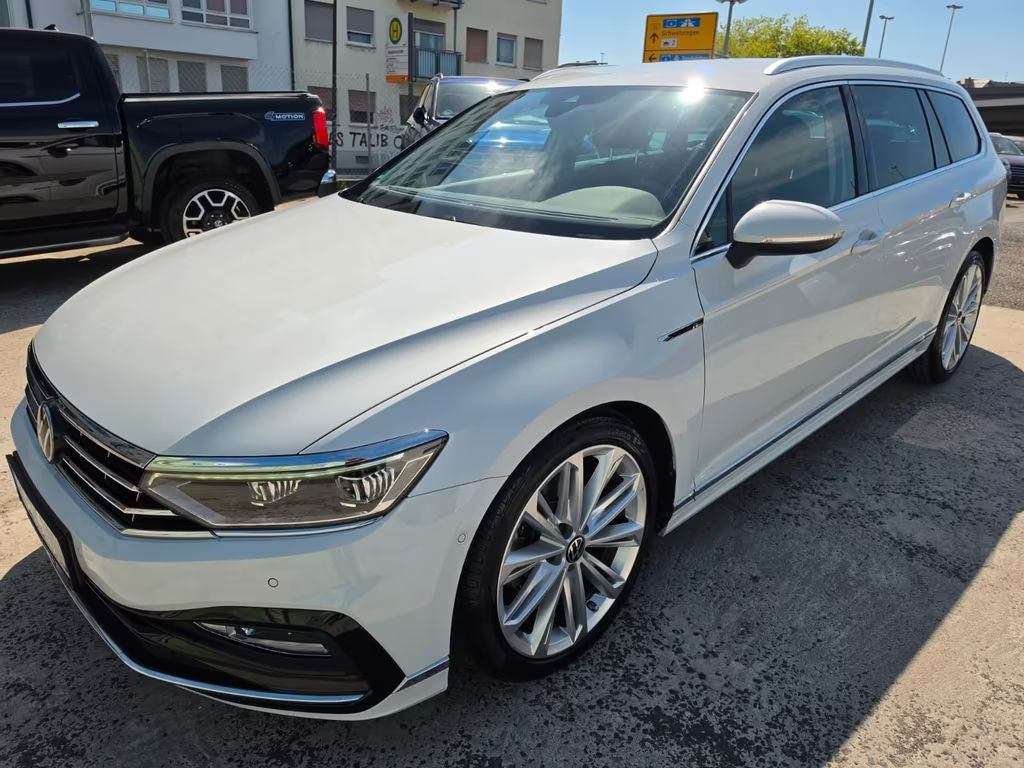 Volkswagen Passat Variant R-Line Elegance Elegance