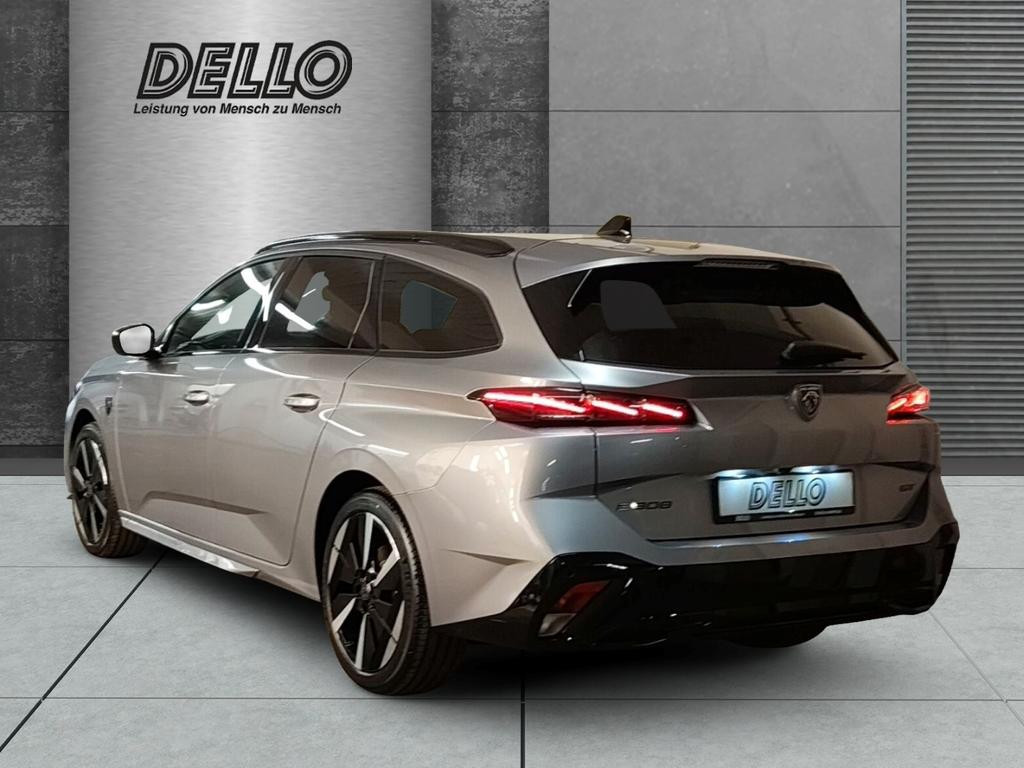 Peugeot e-308