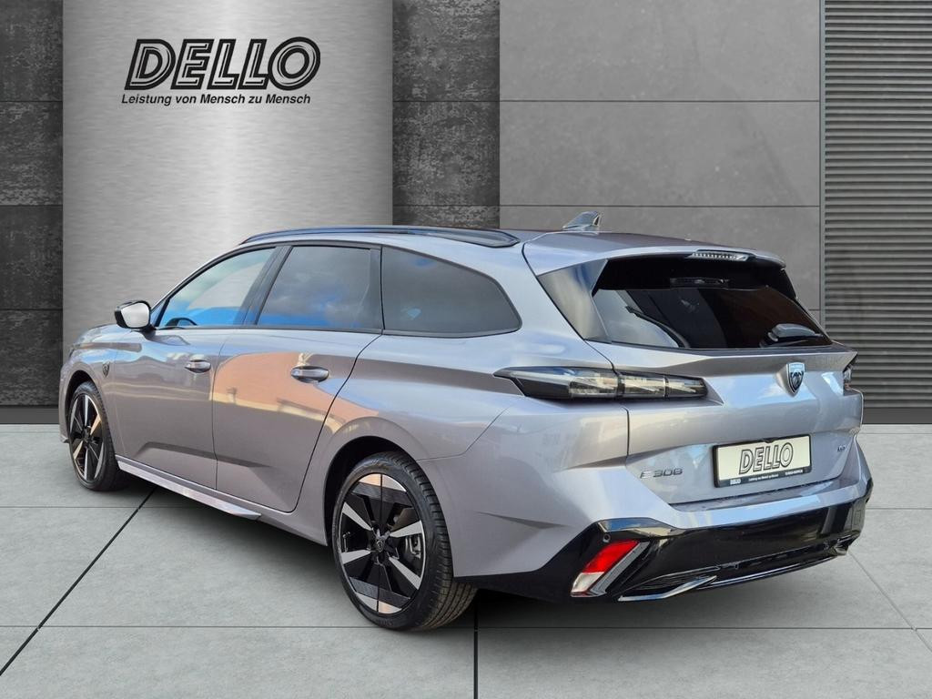 Peugeot e-308