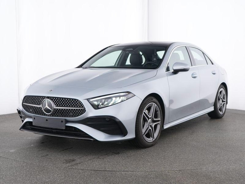 Mercedes-Benz A-Klasse A 200 AMG Line