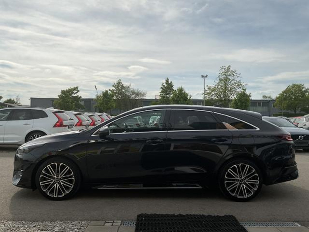 Kia ProCeed