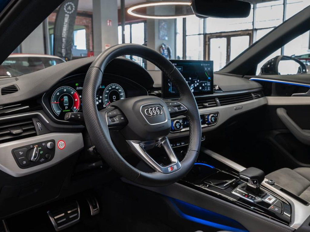 Audi S4