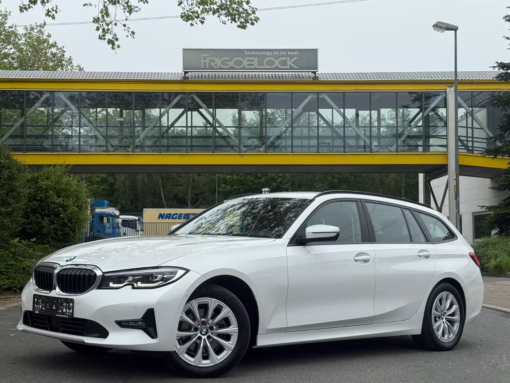 BMW 3 Serie 320 Touring Advantage pakket 320i