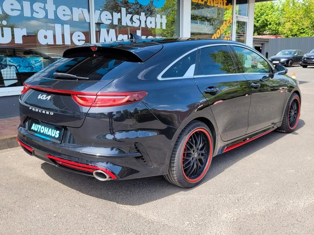 Kia ProCeed