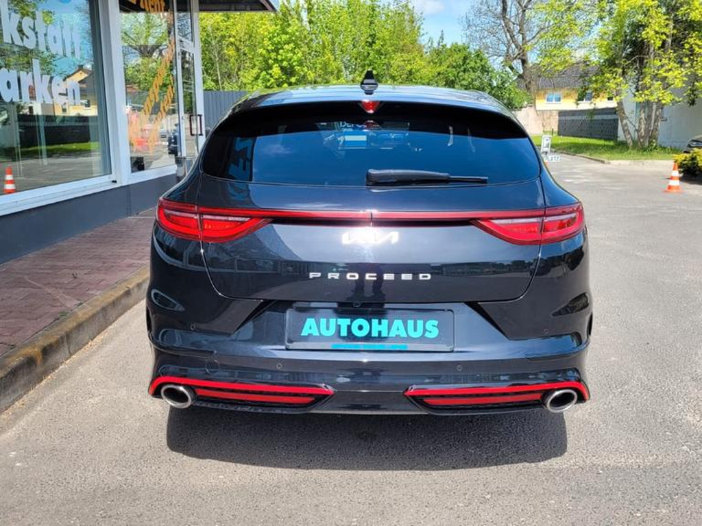 Kia ProCeed