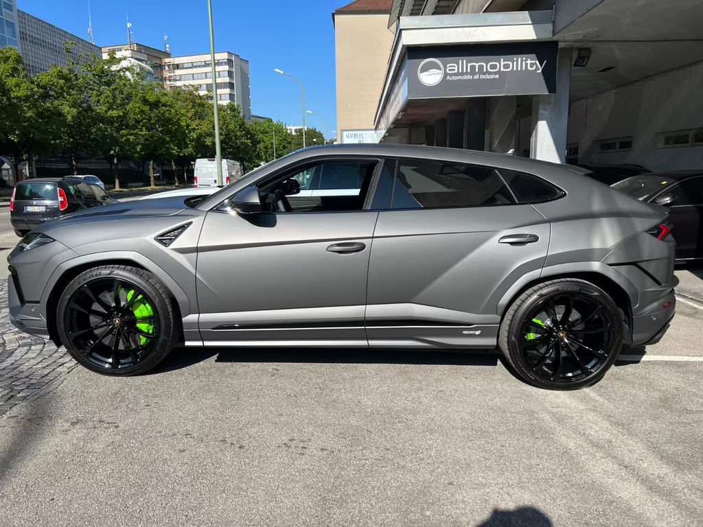 Lamborghini Urus S