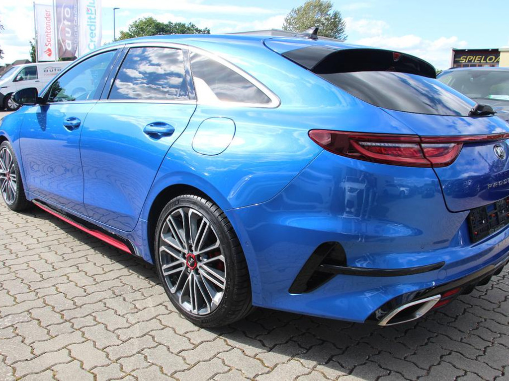 Kia ProCeed