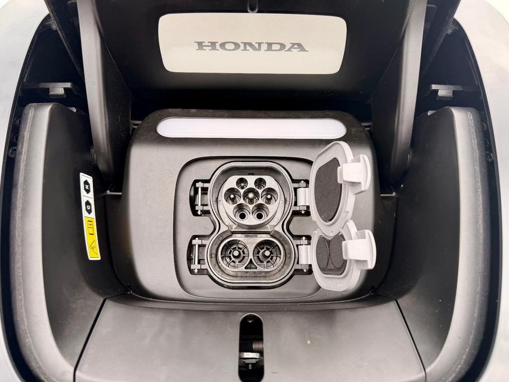 Honda e