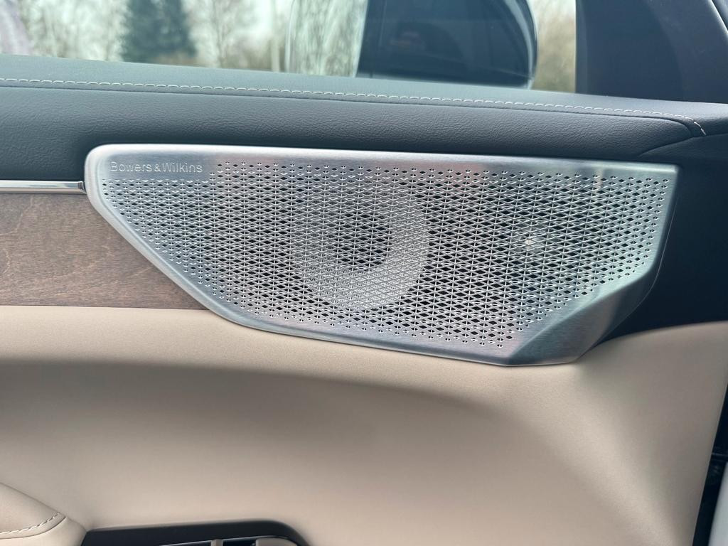 Volvo ES90