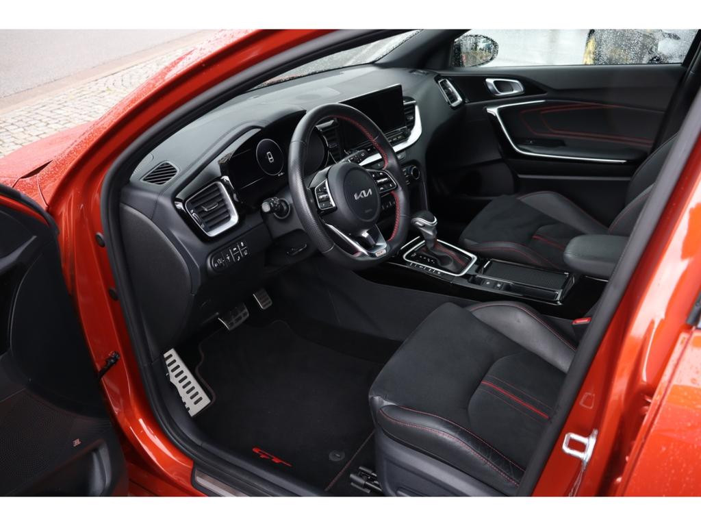 Kia ProCeed