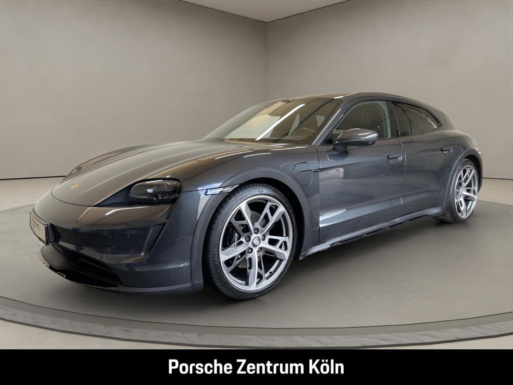 Porsche Taycan 4S Cross Turismo