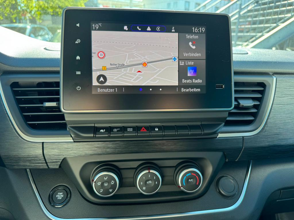 Nissan Primastar